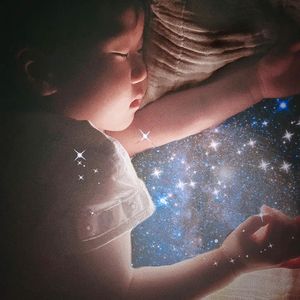 女人脱了内裤让男人操
